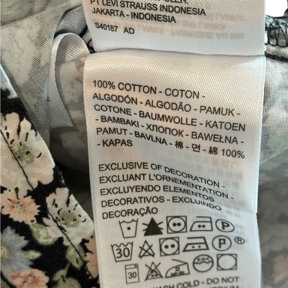 Louise Smocked Top in Vanessa Floral Size small new with tags - Picture 10 of 13
